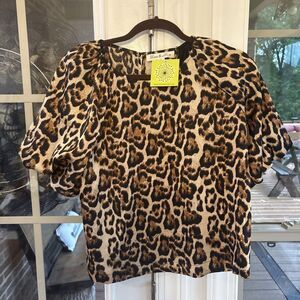 NWT Vine and Love Multi-Color Lulu Leopard Top- Small
